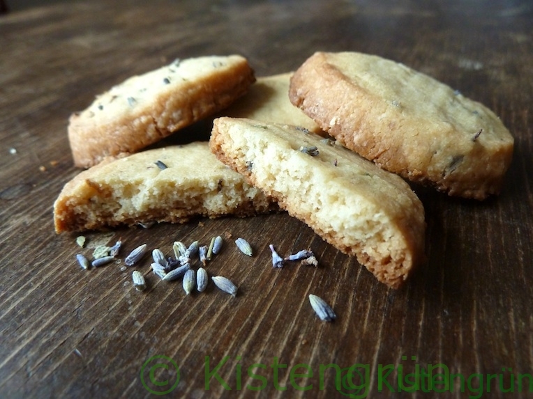 Lavendel-Kekse backen: Plätzchen mit einem Hauch Provence