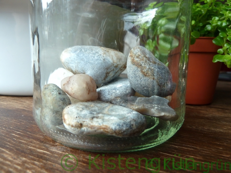 Steine in einem Glas