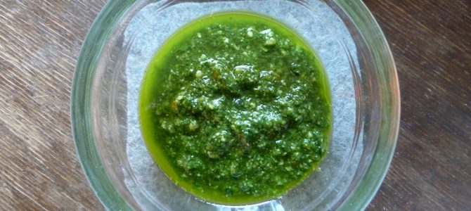 Einfach (und) lecker: Rezept für Bärlauch-Pesto Einfach (und) lecker: Rezept für Bärlauch-Pesto