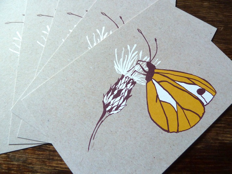 Gartenpostkarte mit illustriertem Schmetterling